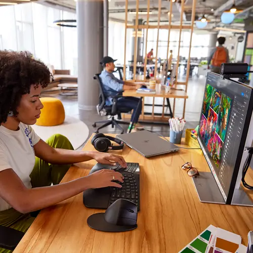 ZBook Power G11 A AMD Ryzen 9 8945HS Estación de trabajo móvil 40,6 cm (16") WUXGA 32 GB DDR5-SDRAM 1 TB SSD NVIDIA RTX 2000 Ada Wi-Fi 6E (802.11ax) Windows 11 Pro AI PC, AI Workstation Plata - Imagen 17