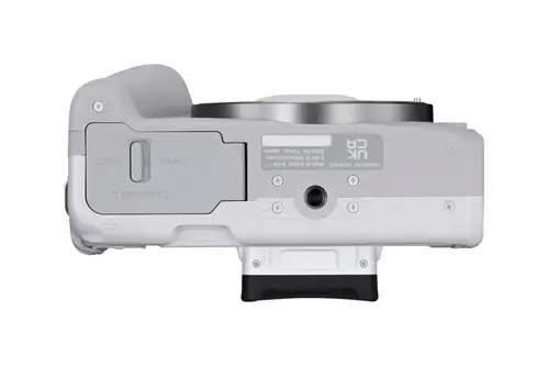 EOS R50, White + RF-S 18-45mm F4.5-6.3 IS STM Kit MILC 24,2 MP CMOS 6000 x 4000 Pixeles Blanco - Imagen 3