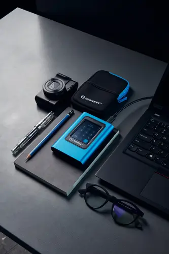 IronKey 1920GB Vault Privacy 80 XTS-AES 256-bit SSD externo cifrado - Imagen 11