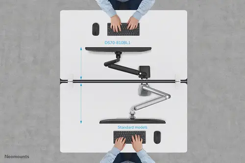 DS70-810BL1 Brazo de monitor 17-32" - resorte de gas - ahorro de espacio - Tope-a-180° - Imagen 18