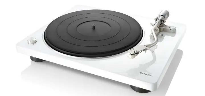 DP-400 Tocadiscos de tracción por correa Blanco Manual