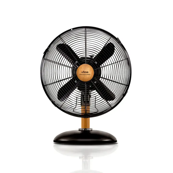 Masachusets Mini Negro, Madera