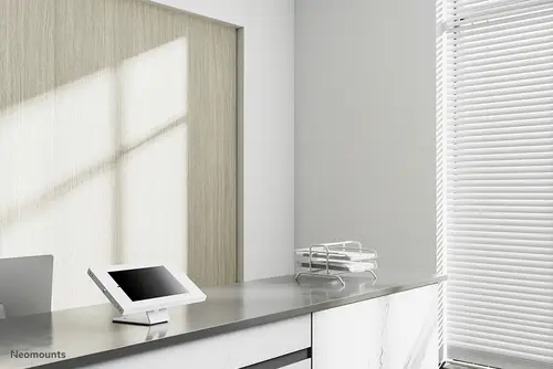 DS15-630WH1 Soporte de escritorio y pared para tablet 9.7-11" - bloqueable - Imagen 13