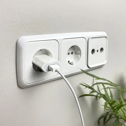 MINI CARGADOR USB PARA IPOD IPHONE,5V-1A, BLANCO - Imagen 4
