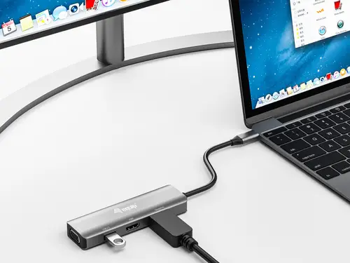 Adaptador USB-C a HDMI/DisplayPort/VGA/USB - Imagen 5