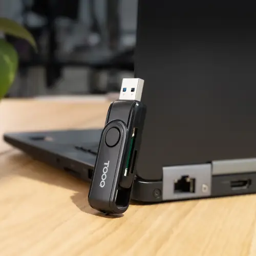 Lector de Tarjetas USB (USB-C 2.0 + USB A 3.0), SD/TF, Color Negro - Imagen 2