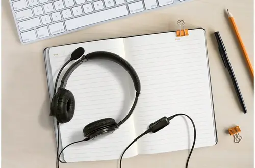 Auriculares USB-A clásicos con micrófono y control de volumen - Imagen 7