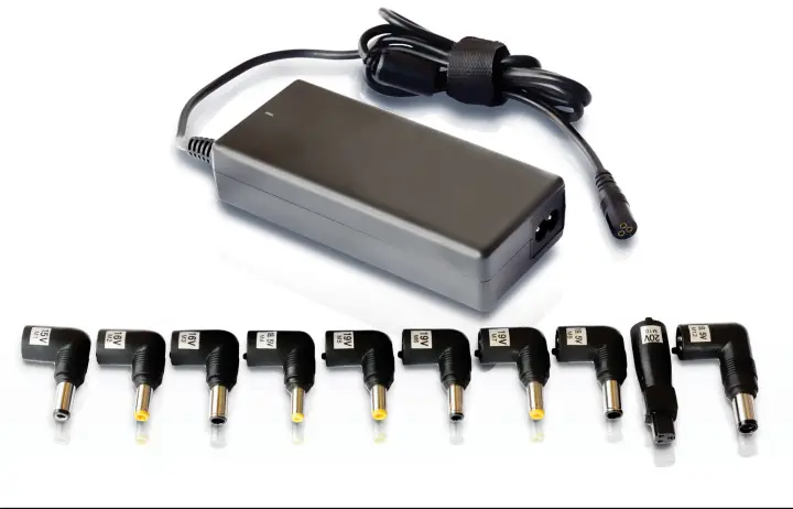 cargador universal para portátiles de 90W