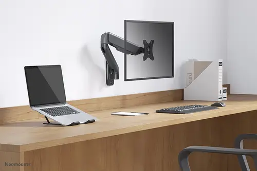 WL70-450BL11 Soporte de pared para monitor/TV 17-32" - resorte de gas - movimiento completo - Imagen 17
