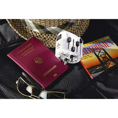 World Travel Pro adaptador de enchufe eléctrico Universal Blanco - Imagen 13