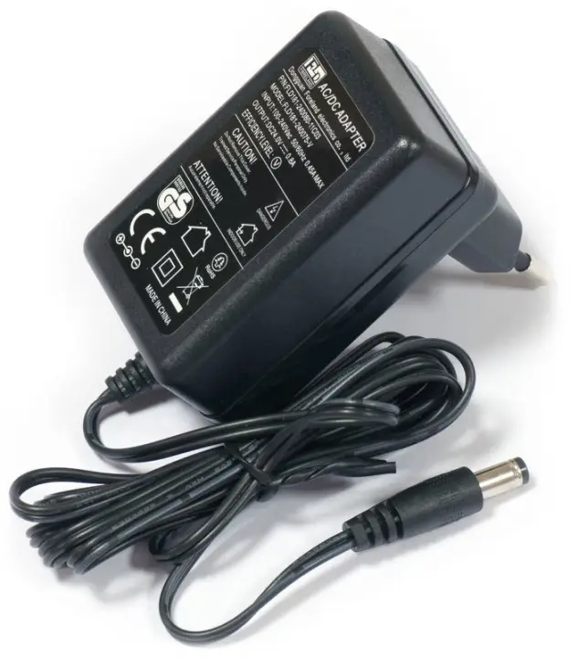 18POW adaptador e inversor de corriente Interior Negro