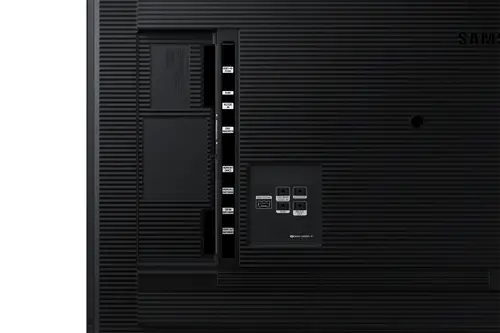 QM55B-T Pantalla plana para señalización digital 139,7 cm (55") LCD Wifi 400 cd / m² 4K Ultra HD Negro Pantalla táctil Procesador incorporado Tizen 6.5 24/7 - Imagen 4