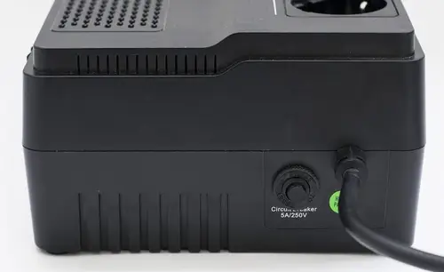 BV1000I-GR sistema de alimentación ininterrumpida (UPS) Línea interactiva 1 kVA 600 W 4 salidas AC - Imagen 4