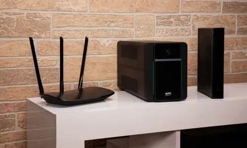BX1600MI sistema de alimentación ininterrumpida (UPS) Línea interactiva 1,6 kVA 900 W 6 salidas AC - Imagen 3
