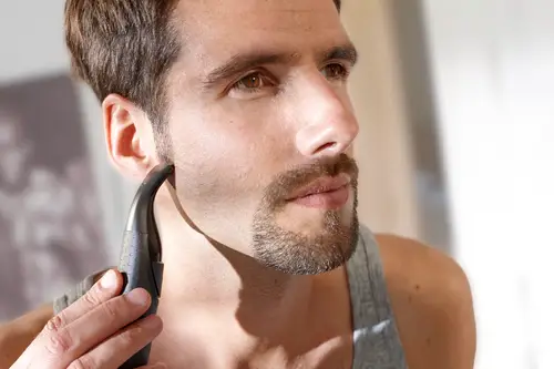 MULTIGROOM Series 1000 MG1100/16 Perfilador de barba potente y preciso - Imagen 19