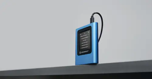 IronKey 1920GB Vault Privacy 80 XTS-AES 256-bit SSD externo cifrado - Imagen 14