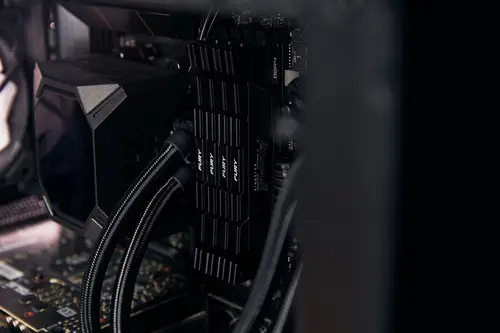 FURY 16GB 4000MT/s DDR4 CL19 DIMM 1Gx8 Renegade Black - Imagen 8