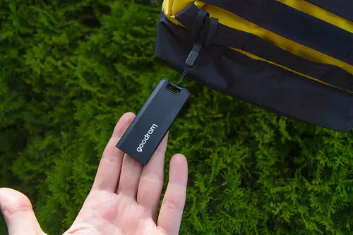 SSDR-GMRE-01T-K0 unidad externa de estado sólido 1 TB 3.2 Gen 2 (3.1 Gen 2) Negro - Imagen 1