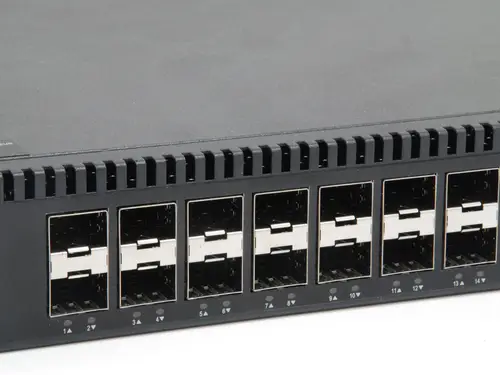 GTL-2872 switch Gestionado L3 Negro - Imagen 4