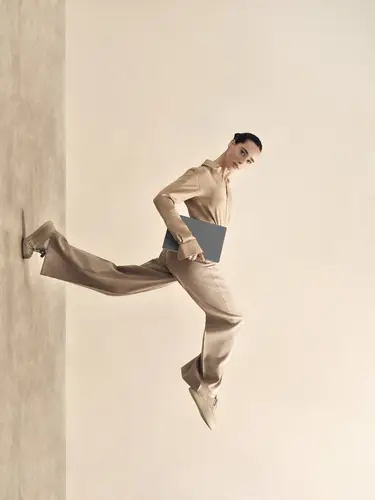 Zenbook A14 OLED UX3407QA-QD412W Copilot+ PC - Ordenador Portátil 14" WUXGA (Qualcomm Snapdragon X (X1-26-100), 32GB RAM, 512GB SSD, Adreno GPU, Win 11 Home) Gris Islandés - Tec. QWERTY Esp - Imagen 16