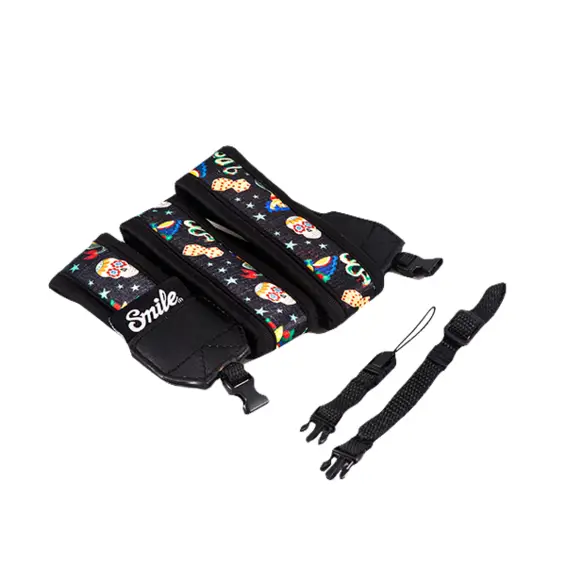 Camera Strap Hungup - Pin Up