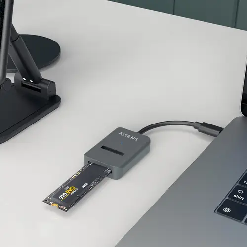 USB-C Dock M.2 (NGFF) ASUC-M2D012-GR SATA/NVMe A USB3.1 Gen2, Gris - Imagen 5