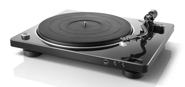 DP-450USB Tocadiscos de tracción por correa Negro