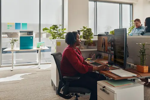 Auriculares monoaurales Blackwire 3310 con certificación Microsoft Teams USB-C + Adaptador USB-C/A - Imagen 2