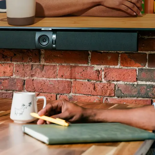 Dispositivo de videoconferencia Owl Bar - Barra de videoconferencia 4K con enfoque de altavoz activo (Añada un Meeting Owl 4+, Meeting Owl 3 o Meeting Owl Pro para obtener una cobertura de 360 grados y un cambio automático de cámara). - Imagen 3