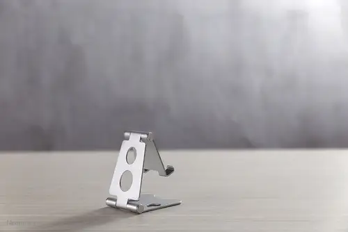 DS10-150SL1 Soporte para teléfonos de hasta 4.7" - plegable - universal - Imagen 17