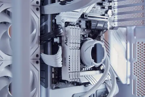 FURY Beast 32GB 6000MT/s DDR5 CL36 DIMM (Kit de 2) White EXPO - Imagen 7