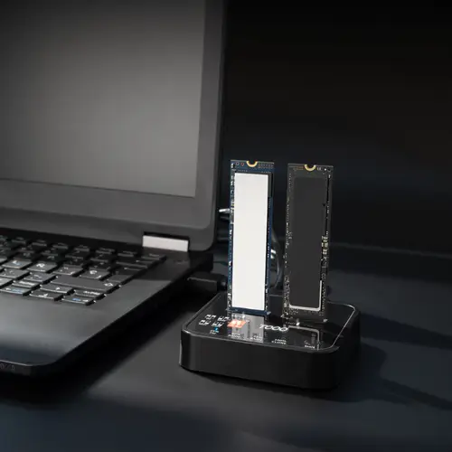 Docking Station USB-C 3.2 Gen 2 Dual Bay para SSD M.2 NGFF/NVMe Clonador, Negro - Imagen 2