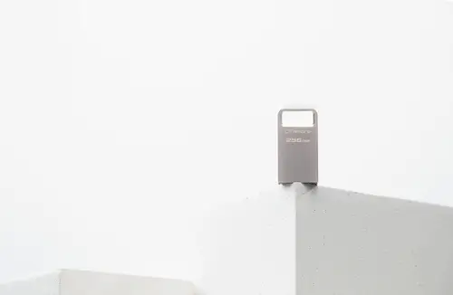 DataTraveler 256GB Micro 200MB/s Metal USB 3.2 Gen 1 - Imagen 11