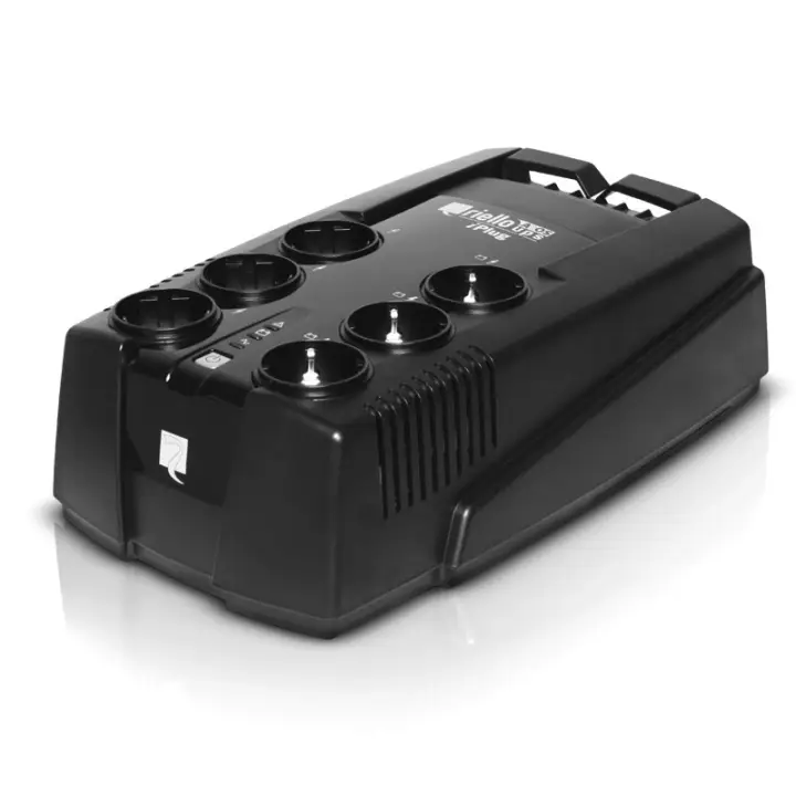 iPlug 800VA sistema de alimentación ininterrumpida (UPS) 0,8 kVA 480 W 8 salidas AC