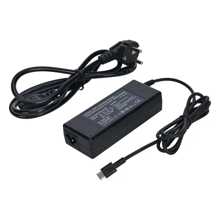 EW3982 adaptador e inversor de corriente Interior 90 W Negro