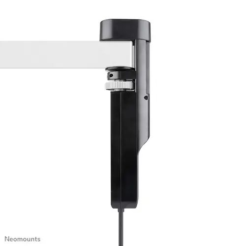 DS22-840BL6 Regleta de sobremesa con abrazadera y puertos USB-C y USB-A - carga rápida - Imagen 2