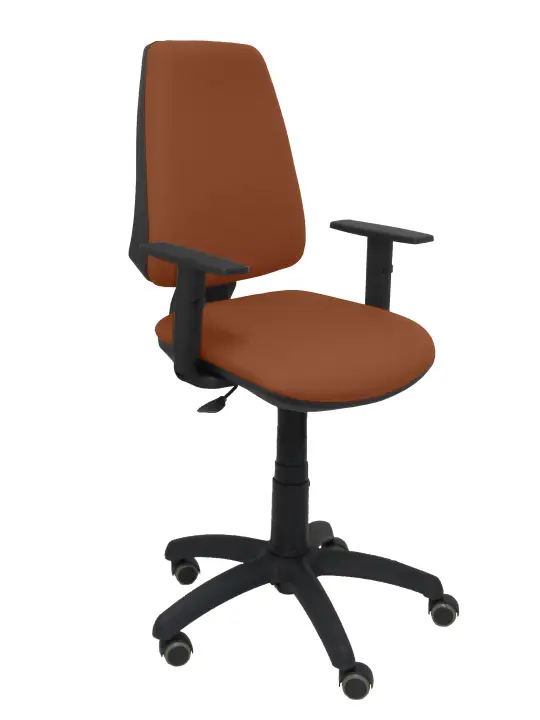 Silla Elche CP bali marrón brazos regulables ruedas de parquet