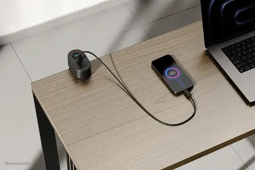 DS22-840BL6 Regleta de sobremesa con abrazadera y puertos USB-C y USB-A - carga rápida - Imagen 14