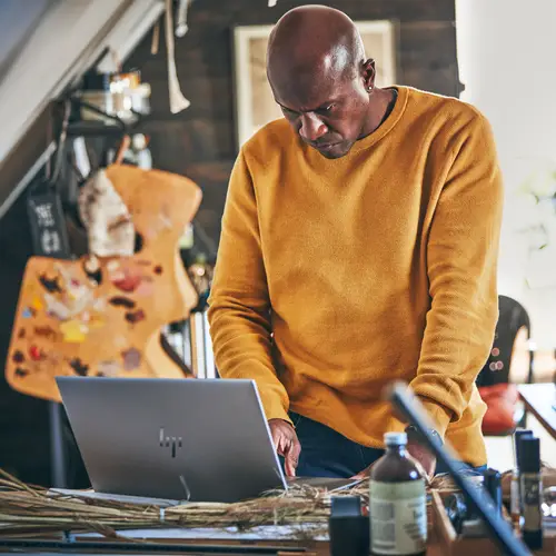 ZBook Studio G11 Intel Core Ultra 7 155H Estación de trabajo móvil 40,6 cm (16") WUXGA 32 GB DDR5-SDRAM 1 TB SSD NVIDIA RTX 1000 Ada Wi-Fi 7 (802.11be) Windows 11 Pro AI PC, AI Workstation Plata - Imagen 14