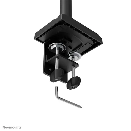 DS60-600BL2-1 Soporte de monitor triple 10-32" - Imagen 5