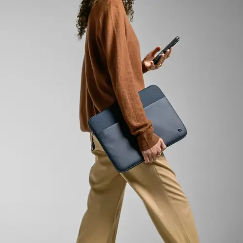 ARC Funda para con ReSpun 100 % poliéster reciclado para portátil de 16 pulgadas (M1-M4, 2021-2024) - Imagen 5