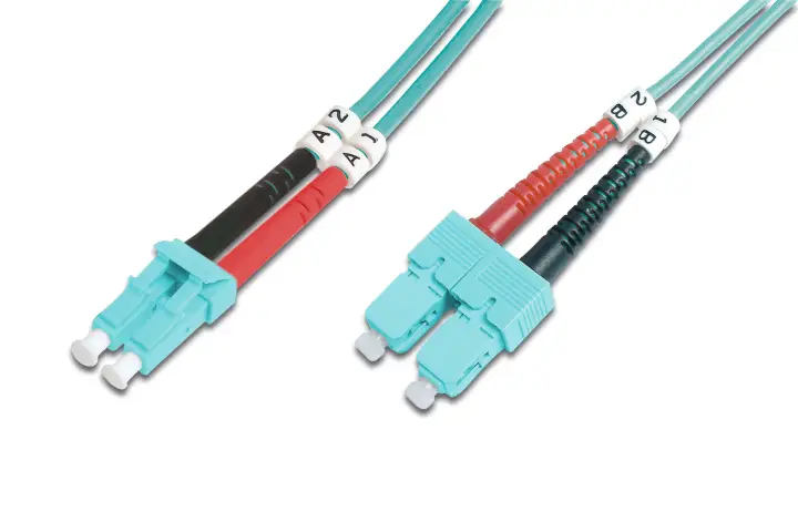 Cable de conexión de fibra óptica multimode OM 3, LC/SC