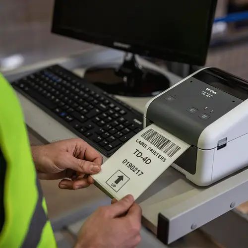 TD-4520DN impresora de etiquetas Térmica directa 300 x 300 DPI 203 mm/s Alámbrico Ethernet - Imagen 2