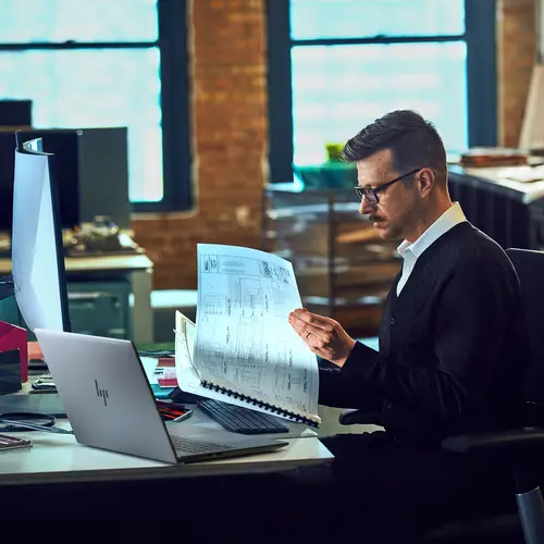 ZBook Power G11 A AMD Ryzen 9 8945HS Estación de trabajo móvil 40,6 cm (16") WUXGA 32 GB DDR5-SDRAM 1 TB SSD NVIDIA RTX 2000 Ada Wi-Fi 6E (802.11ax) Windows 11 Pro AI PC, AI Workstation Plata - Imagen 16