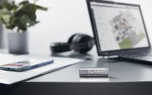 IronKey 128GB IKLP50 AES USB, w/256bit Encryption - Imagen 7
