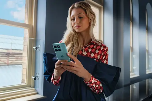 edge 60 fusion 16,9 cm (6.67") SIM doble Android 15 5G USB Tipo C 8 GB 256 GB 5200 mAh Gris - Imagen 24