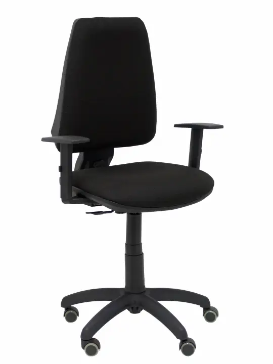Silla Elche CP bali negro brazos regulables ruedas de parquet