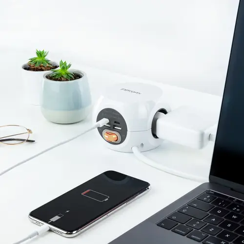 Base de 3 enchufes con 4 USB's (2 USB A + 2 USB-C), con interruptor - Imagen 9