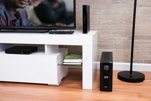 BR650MI sistema de alimentación ininterrumpida (UPS) Línea interactiva 0,65 kVA 390 W 6 salidas AC - Imagen 5