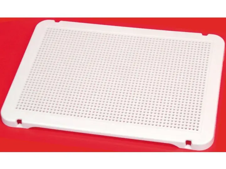 MNL SET 6 PEGS BOARD BLANC 31X21MM 31825